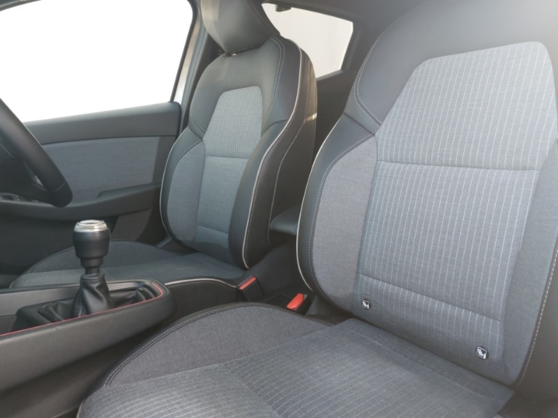 Used Renault Clio 2024 for sale - 77266267: Photo 5