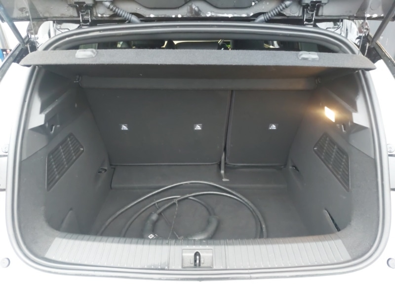 Used Renault Megane E Tech 2023 for sale - 76380421: Photo 8