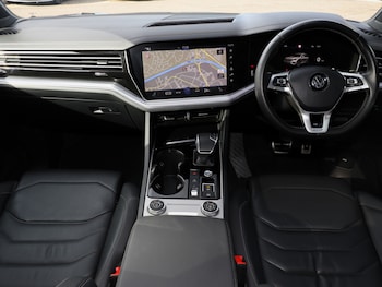 Used Volkswagen Touareg 2020 for sale - 77912059: Photo