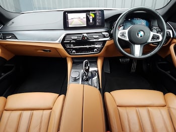 Used BMW 5 Series 2021 for sale - 76720552: Photo