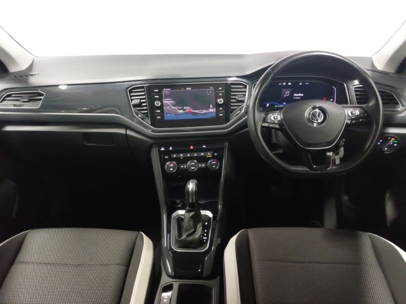 Used Volkswagen T-Roc 2020 for sale - 77190073: Photo 2