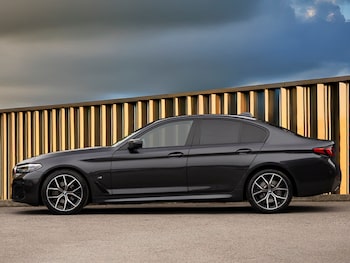 Used BMW 5 Series 2022 for sale - 76451322: Photo