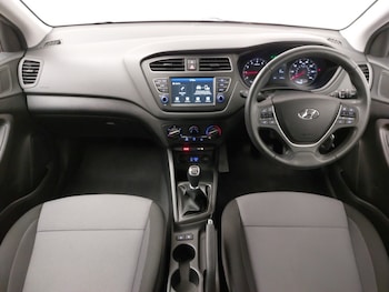 Used Hyundai i20 2020 for sale - 75633282: Photo