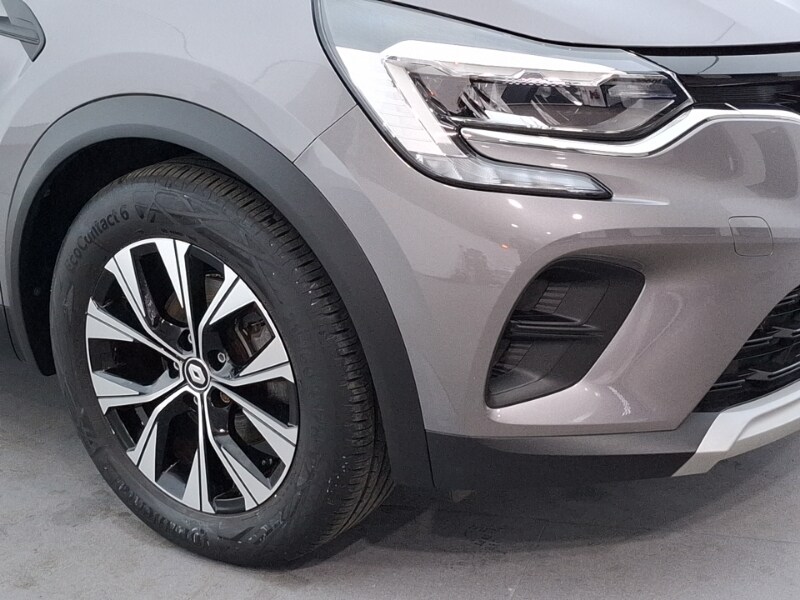 Used Renault Captur 2023 for sale - 77874704: Photo 9