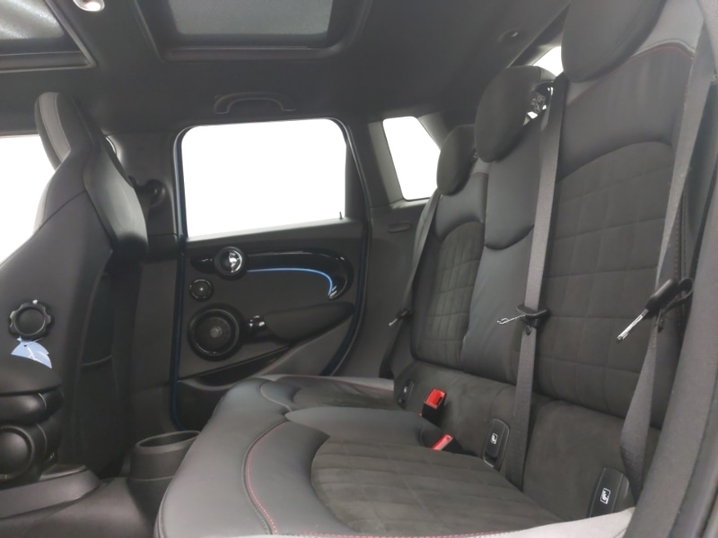 Used MINI Hatch 2023 for sale - 77955716: Photo 6