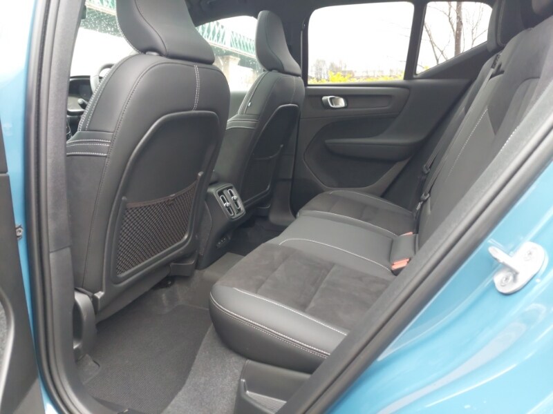 Used Volvo XC40 2023 for sale - 77817431: Photo 6