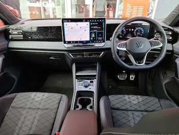 Used Volkswagen Tiguan 2024 for sale - 76244117: Photo 2