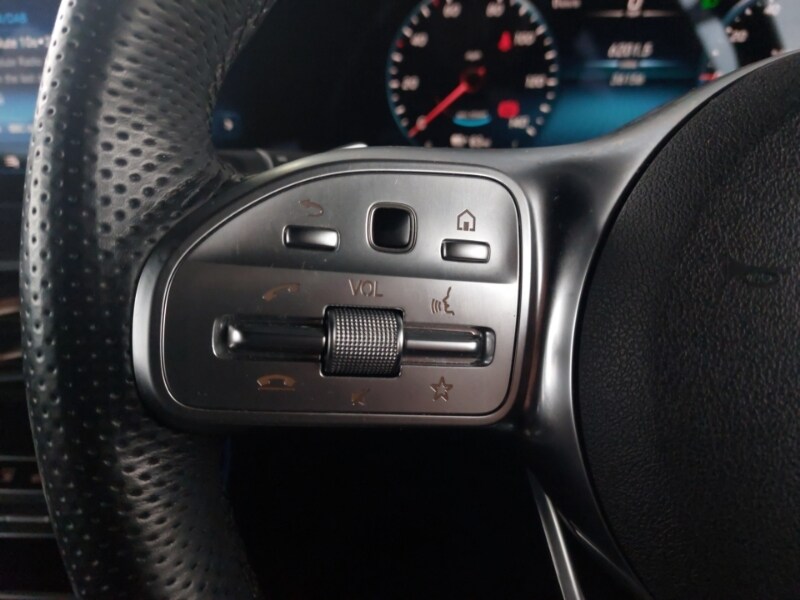 Used Mercedes-Benz EQC 2020 for sale - 77818645: Photo 10