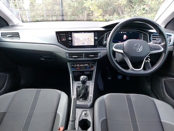 Used Volkswagen Polo 2023 for sale - 78369848: Photo