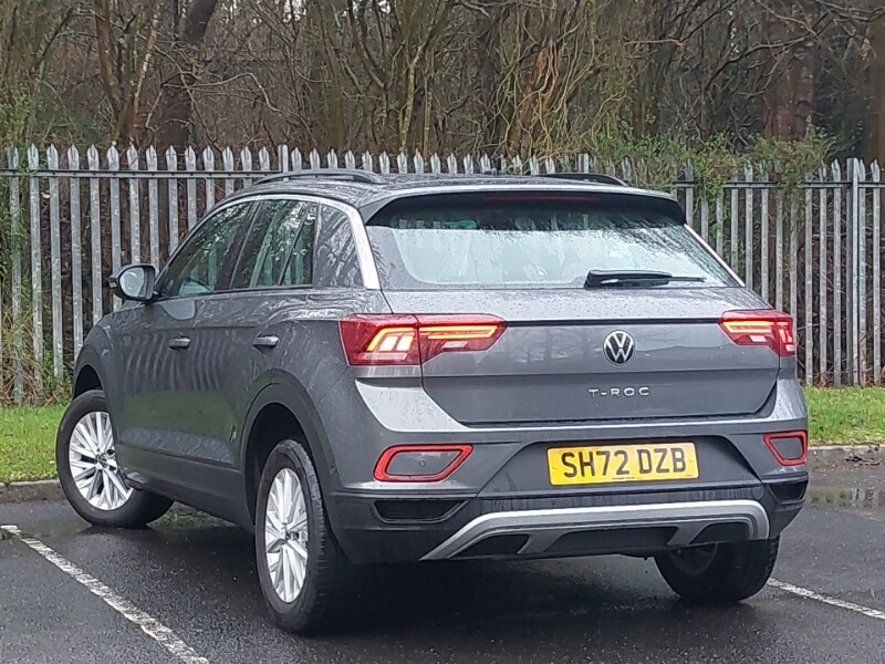 Used Volkswagen T-Roc 2023 for sale - 77657256: Photo 3