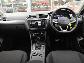 Used Volkswagen Tiguan Allspace 2022 for sale - 76233165: Photo 2