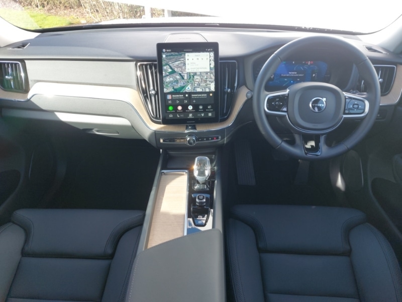 Used Volvo XC60 2025 for sale - 77933723: Photo 2