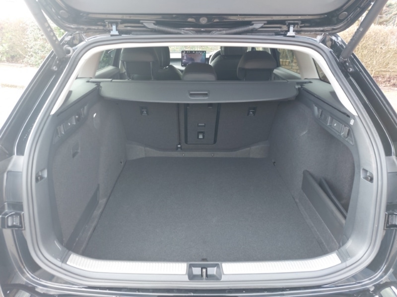 Used Skoda Superb 2024 for sale - 76475638: Photo 8