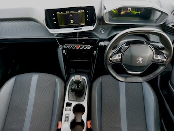 Used Peugeot 2008 2020 for sale - 75893661: Photo