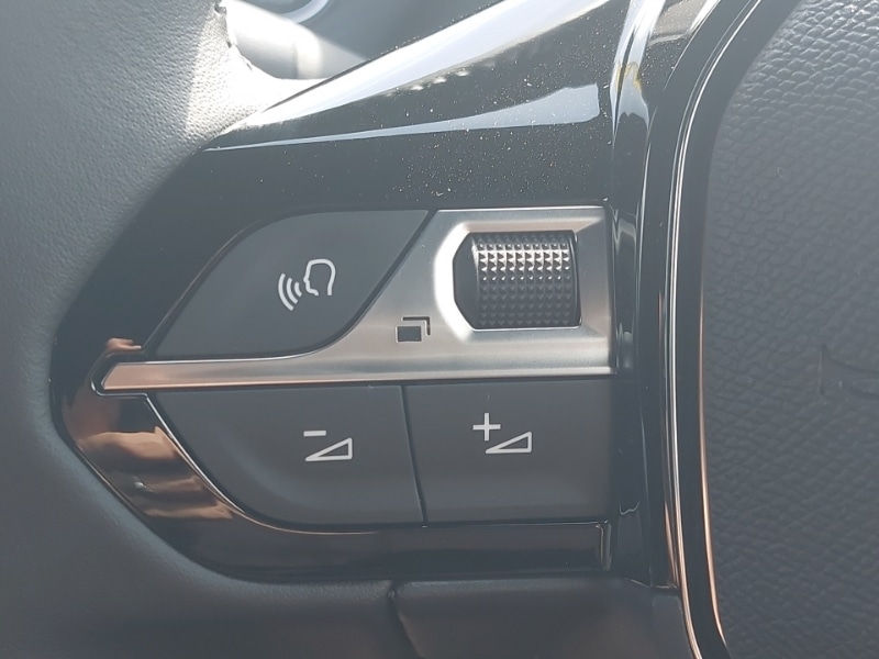 Used Peugeot 2008 2025 for sale - 76837886: Photo 12