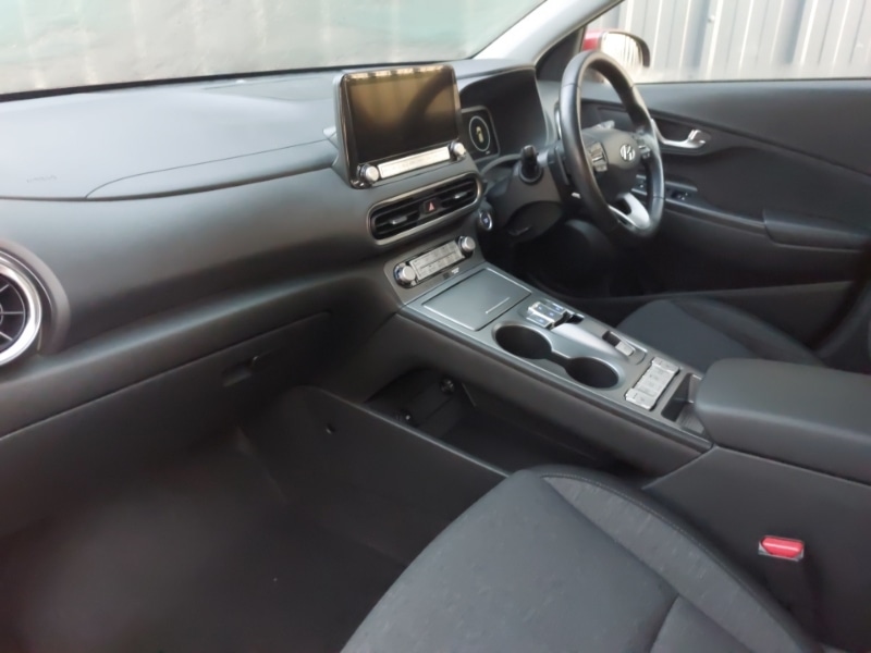 Used Hyundai KONA 2022 for sale - 76742122: Photo 5