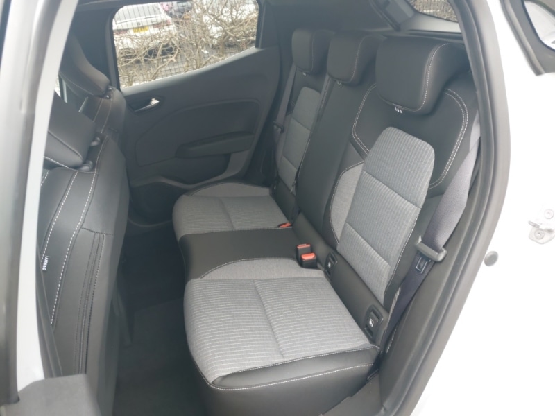 Used Renault Clio 2025 for sale - 77606667: Photo 6