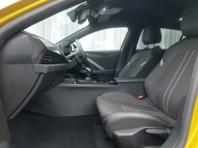 Used Vauxhall Astra 2024 for sale - 76708924: Photo 5