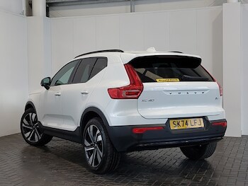 Used Volvo XC40 2024 for sale - 76442304: Photo