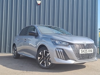 2025 - 1.2 Hybrid 110 Allure 5dr e-DSC6
