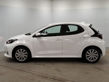 Used Toyota Yaris 2022 for sale - 78474191: Photo
