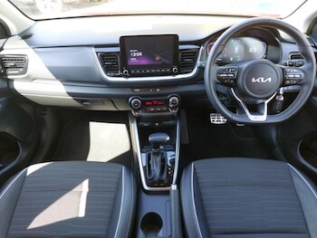 Used Kia Stonic 2025 for sale - 78343357: Photo