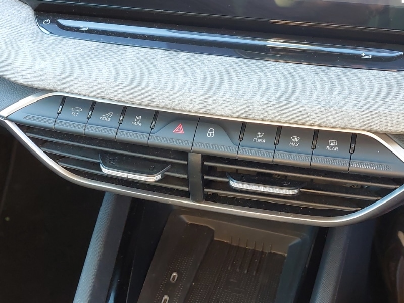 Used Skoda Octavia 2024 for sale - 77998997: Photo 11