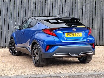 Used Toyota C-HR 2021 for sale - 79528848: Photo