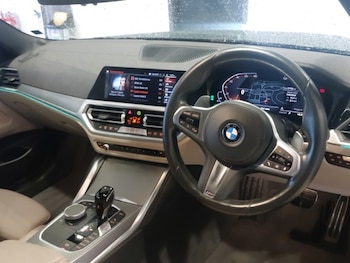 Used BMW 4 Series 2023 for sale - 77877066: Photo