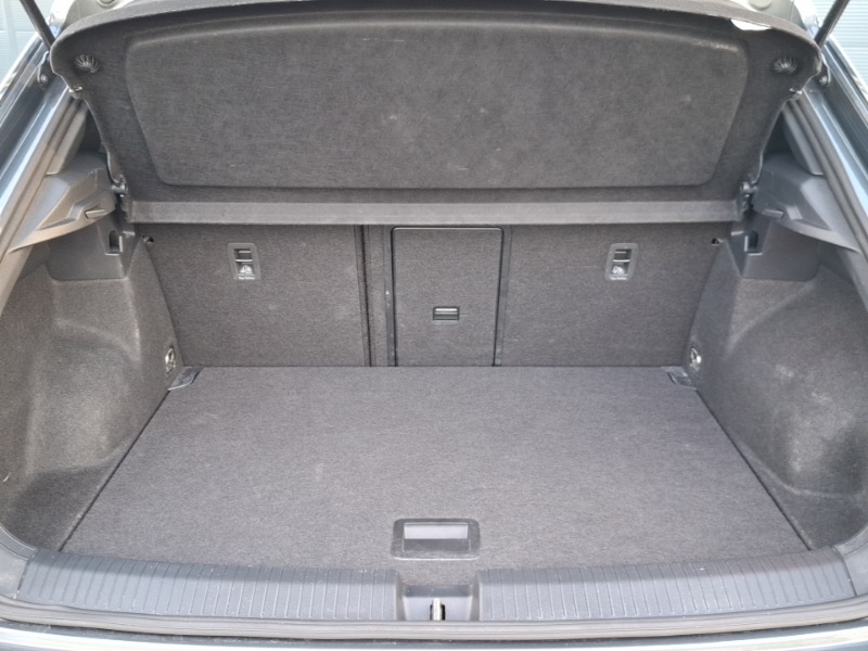 Used Volkswagen T-Roc 2025 for sale - 76492820: Photo 8