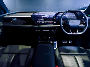 Used Audi Q6 e-tron 2024 for sale - 77467423: Photo