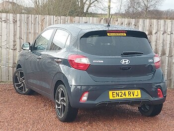 Used Hyundai i10 2024 for sale - 77325554: Photo