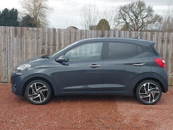 Used Hyundai i10 2024 for sale - 77325554: Photo