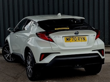 Used Toyota C-HR 2020 for sale - 79419737: Photo