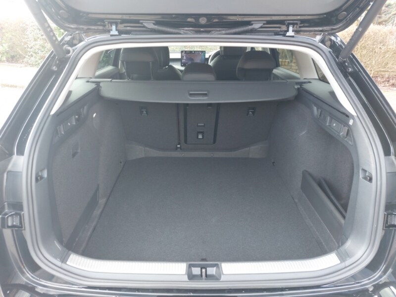 Used Skoda Superb 2024 for sale - 76050463: Photo 8
