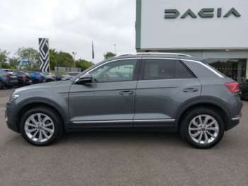 Used Volkswagen T-Roc 2022 for sale - 75120545: Photo