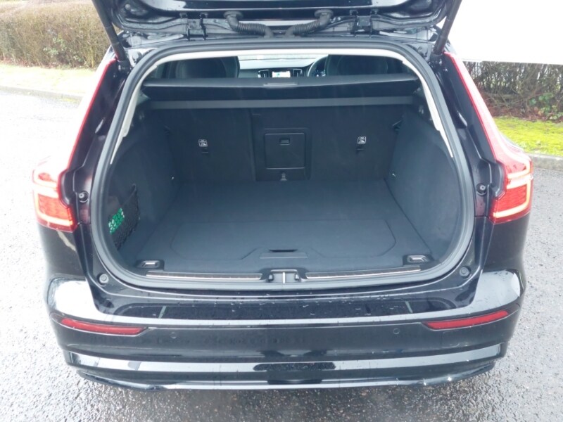 Used Volvo V60 2025 for sale - 77924168: Photo 8