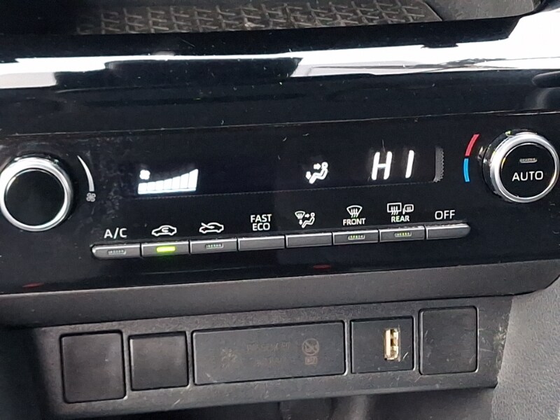 Used Toyota Yaris Cross 2022 for sale - 77343669: Photo 11