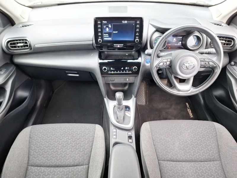 Used Toyota Yaris Cross 2022 for sale - 77343669: Photo 2