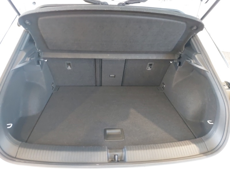 Used Volkswagen T-Roc 2022 for sale - 77537036: Photo 8