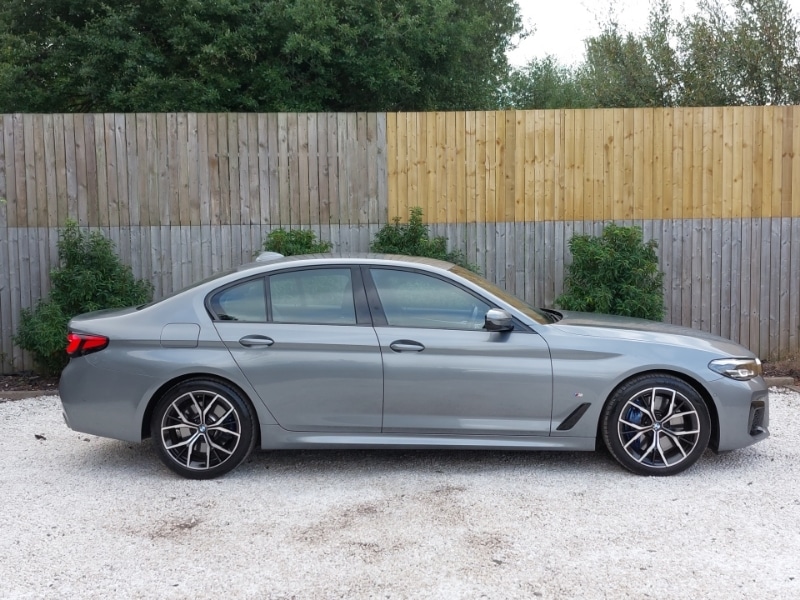 Used BMW 5 Series 2023 for sale - 77206207: Photo 2