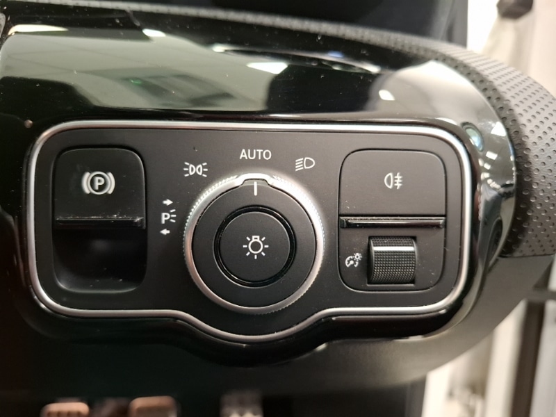 Used Mercedes-Benz A-Class 2019 for sale - 76537539: Photo 10