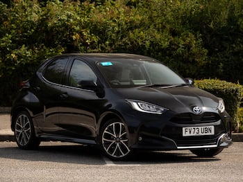 Used Toyota Yaris 2023 for sale - 79612212: Photo