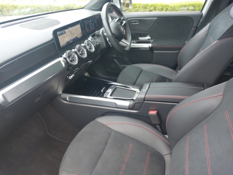 Used Mercedes-Benz GLB 2024 for sale - 76833382: Photo 5