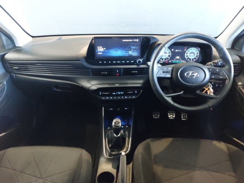 Used Hyundai BAYON 2023 for sale - 77933712: Photo 2