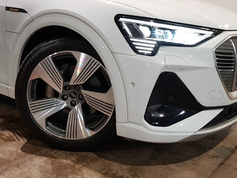 Used Audi e-tron 2022 for sale - 77318954: Photo 9