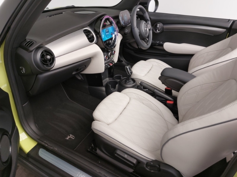 Used MINI Convertible 2023 for sale - 77371613: Photo 7