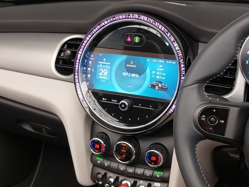 Used MINI Convertible 2023 for sale - 77371613: Photo 8