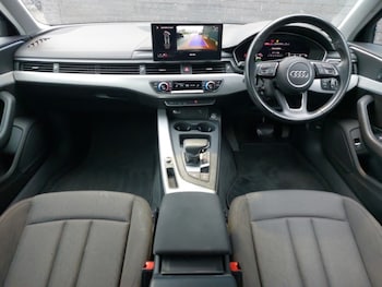 Used Audi A4 2020 for sale - 76171777: Photo 2