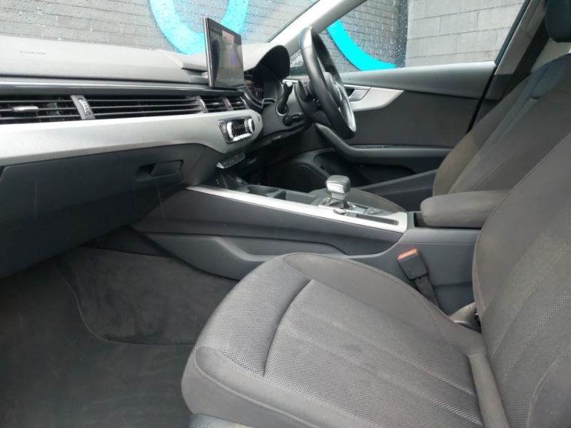 Used Audi A4 2020 for sale - 76171777: Photo 5